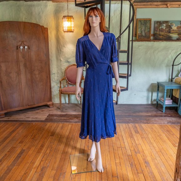 Reformation "Annalise" Navy Wrap Dress * Size Medium - Picture 4 of 11
